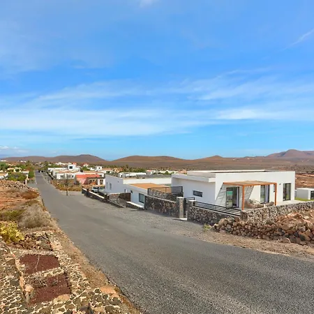 Дом отдыха Sara & Gino Fuerteventura Mojo Week Pool Or Island Week Loft With Garden